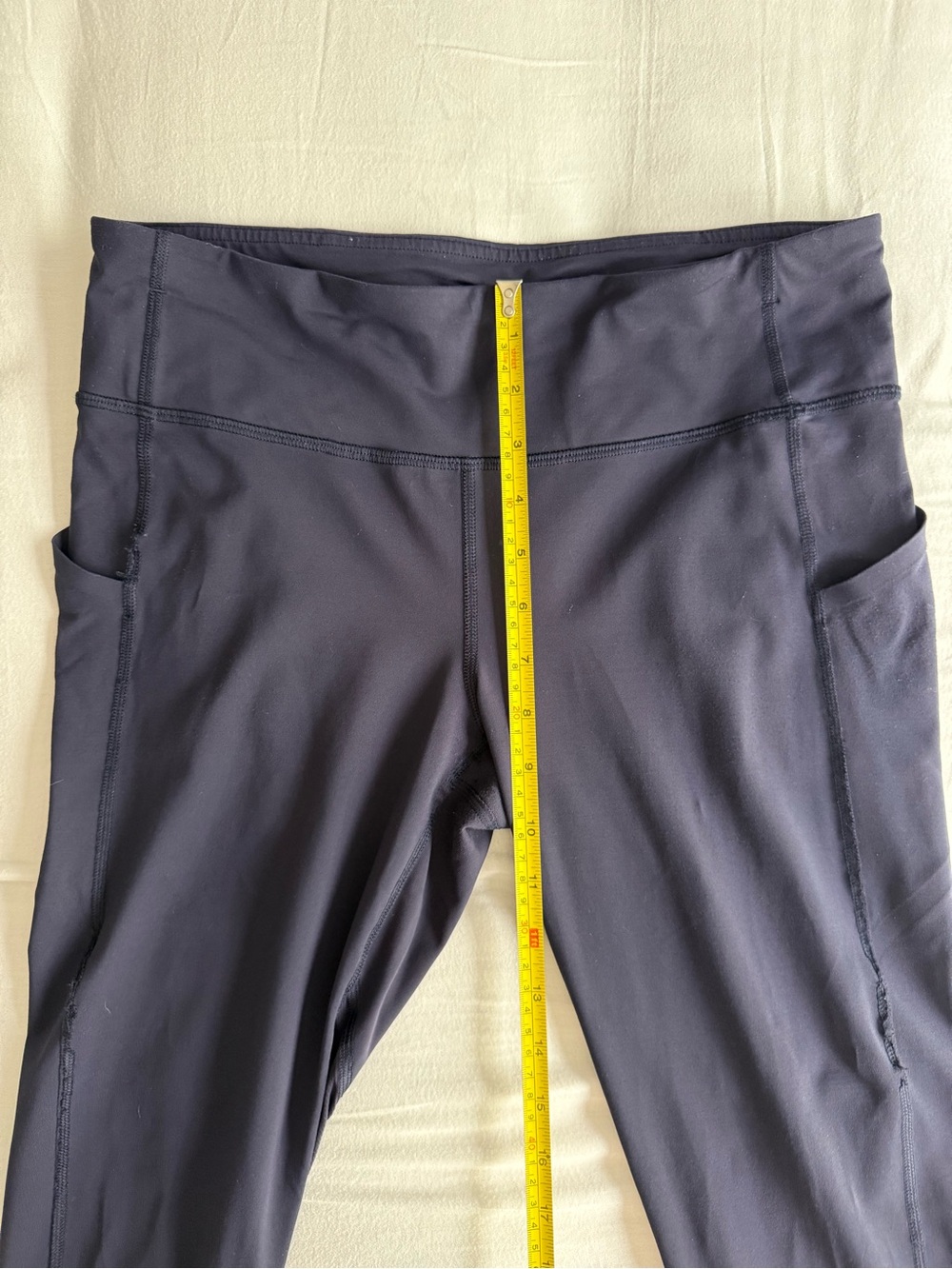 LULULEMON Black Pace Rival Crop 22” Medium Rise Pockets Luxtreme Leggings Sz 8 - Picture 9 of 14